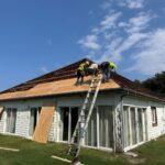 What Should Homeowners Look for When Hiring a Roof Repair Specialist in Plymouth?